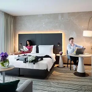 Hyatt Place Frankfurt Airport 4* Frankfurt nad Menem